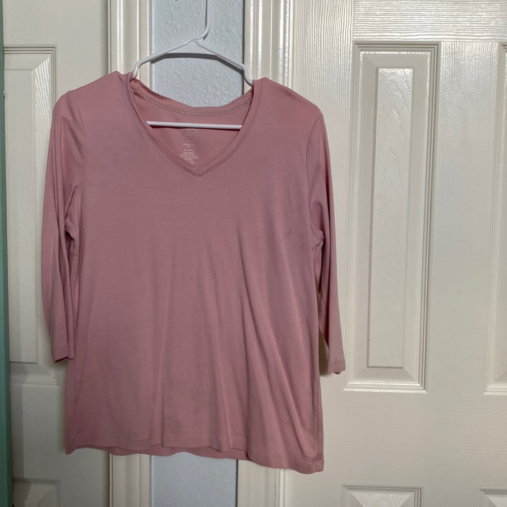 St. John’s bay 3/4 tee. Size L